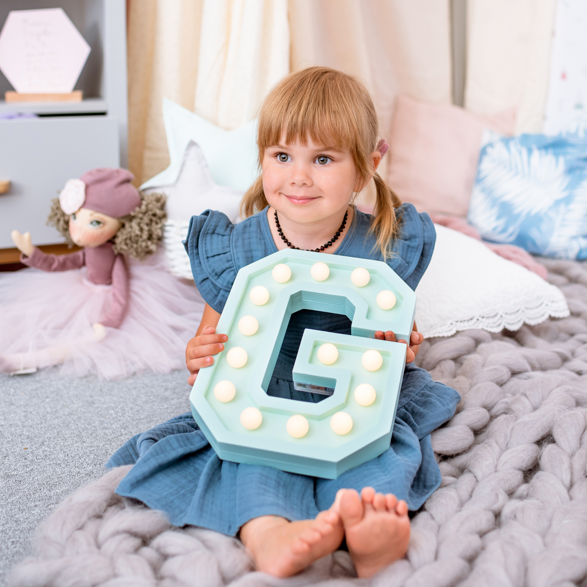 MARQUEE LETTERS - MINT