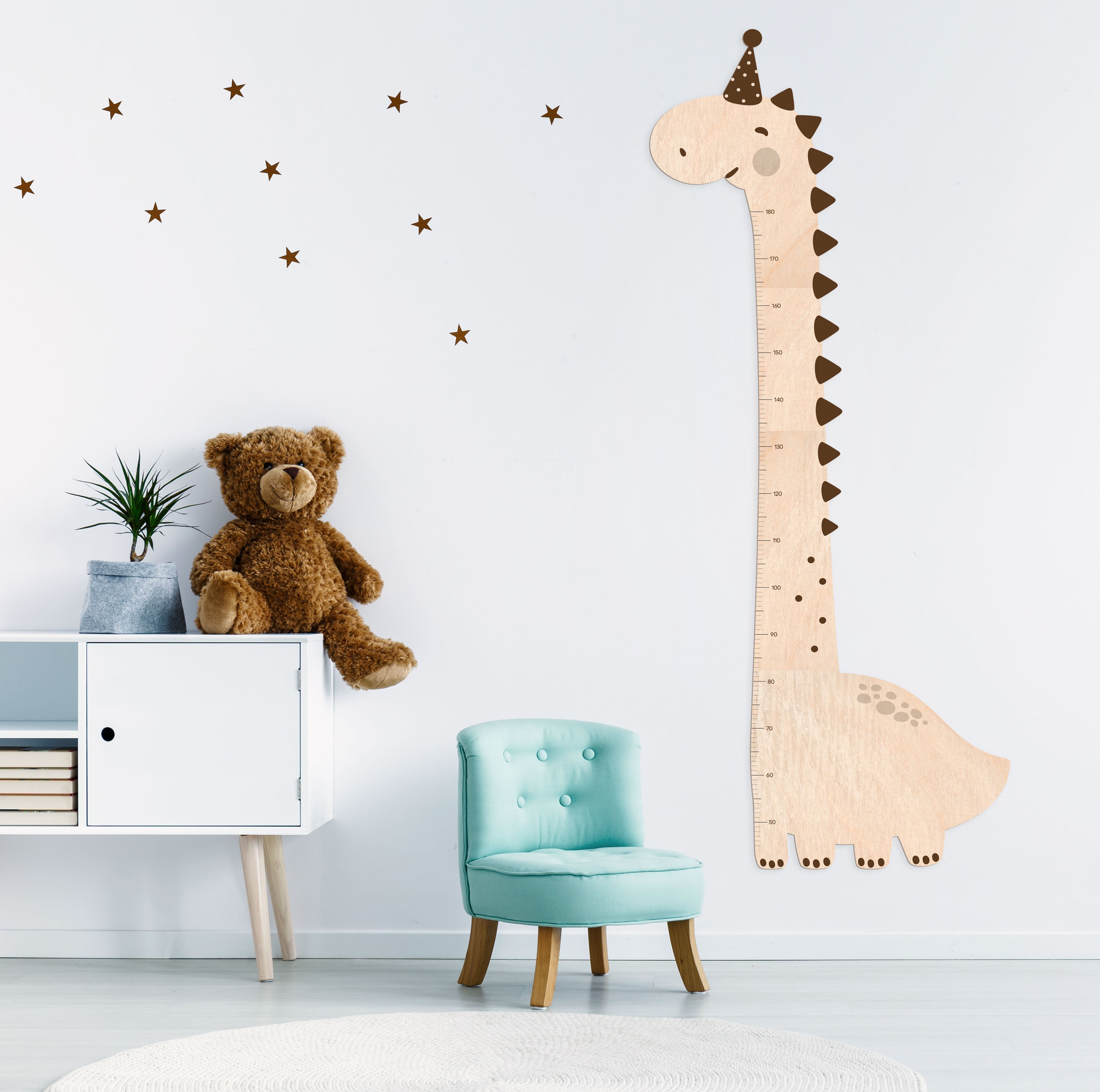 WOODEN GROWTH CHART