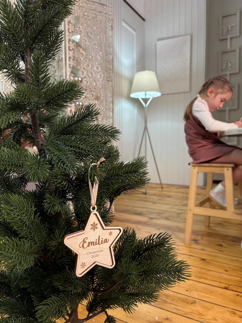 PERSONALIZĒTI KOKA ZIEMASSVĒTKU ROTĀJUMI